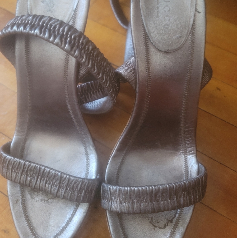 COPY - STILL AVAILABLE Gucci sandals